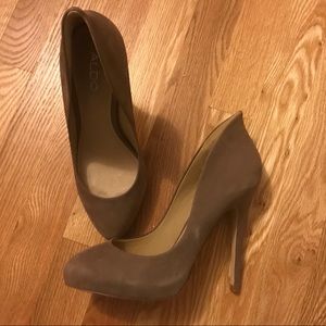 Aldo heels, size 39.